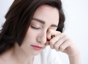 07 nguyên nhân gây mỏi mắt chớp mắt liên tục không nên chủ quan và cách khắc phục